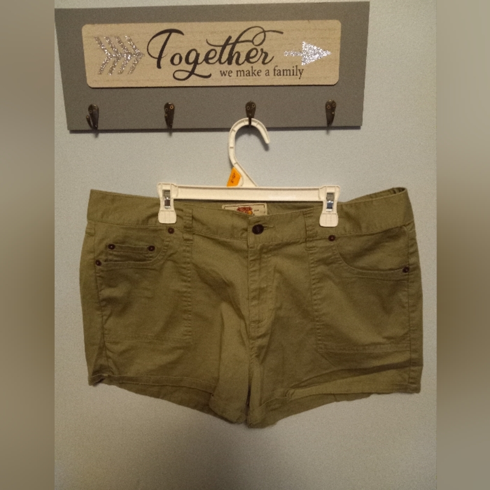 Women's Rt 66 shorts